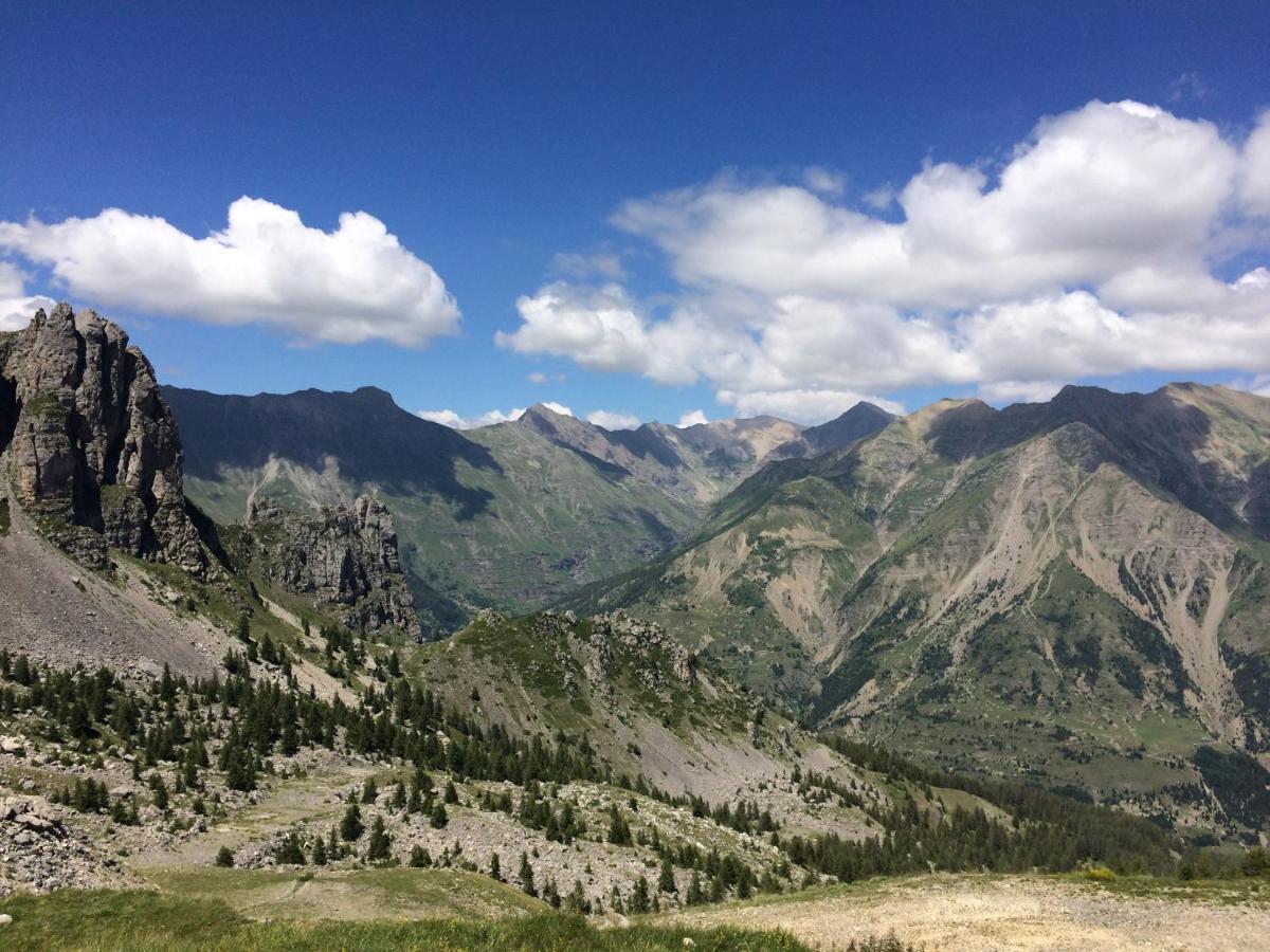 Appartement 2 Chambres Vue Pistes, Parking Privatif Les Orres Luaran gambar